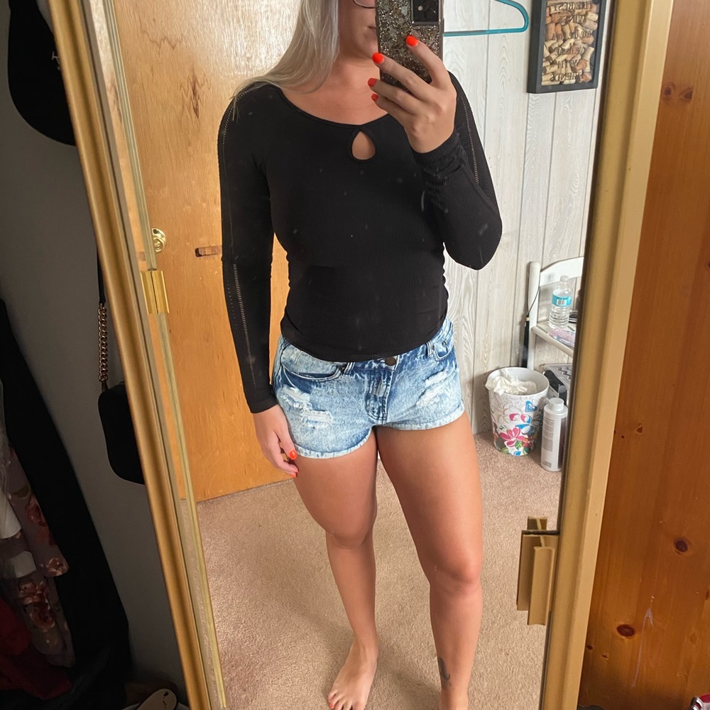 Black Seamless Top